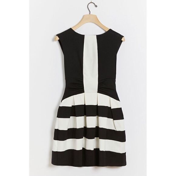 NEW Anthropologie Eva Franco Hollie Black & White Pleated Mini Dress Size 4 - Picture 1 of 2